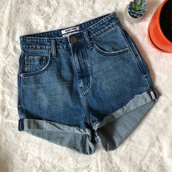 One Teaspoon High Waisted Bandits Denim Shorts - Picture 1 of 12